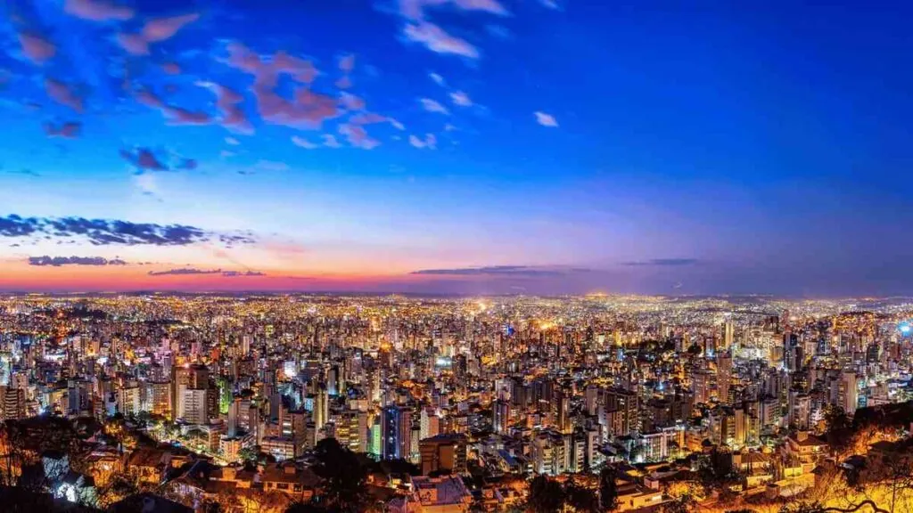 empresa de mudanças e içamentos bairro Bandeirantes bh